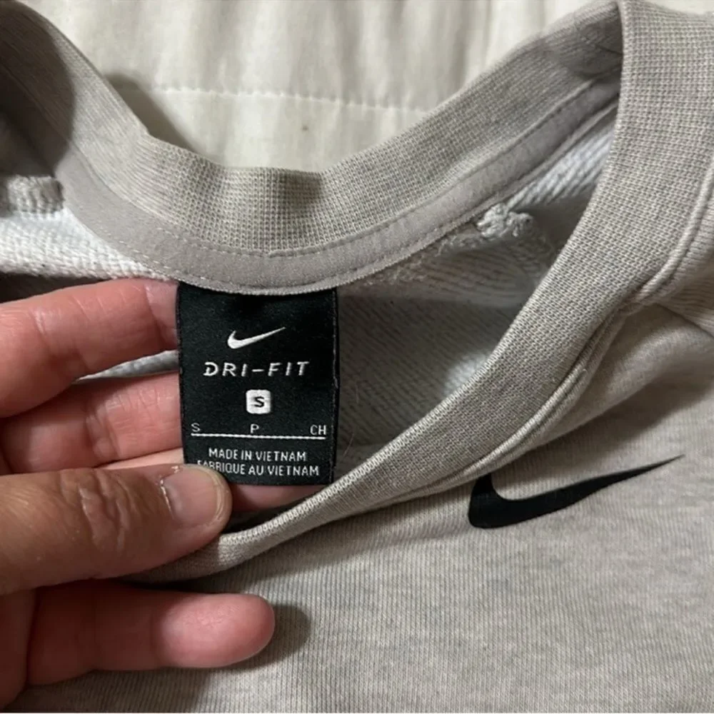 Nike S Silver Gray Oversized High Low Terrycloth Interior Pullover Sweatshirt